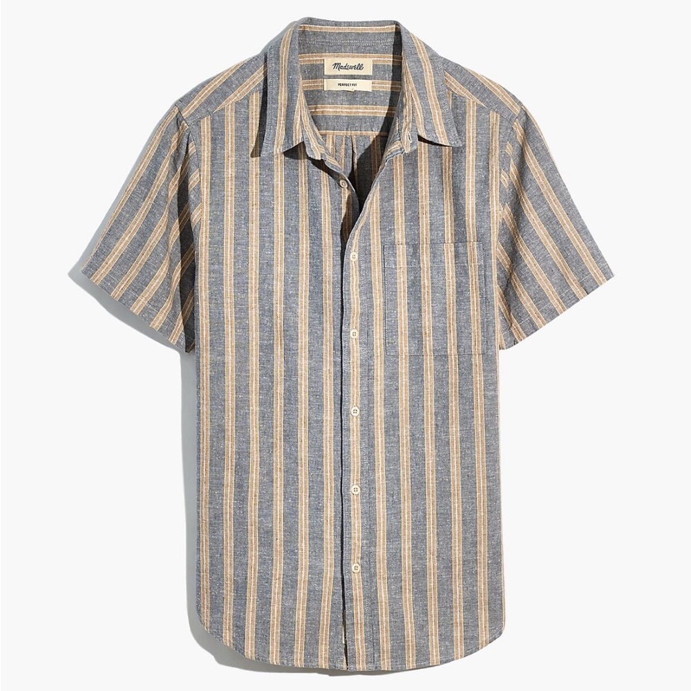 Madewell Hemp Cotton Perfect Fit short sleeve button down shirt. Size medium
